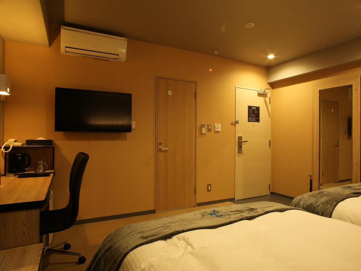 Green Rich Hotel & Capsule Naha - Artificial Hot Spring Futamata Yunohana Extérieur photo